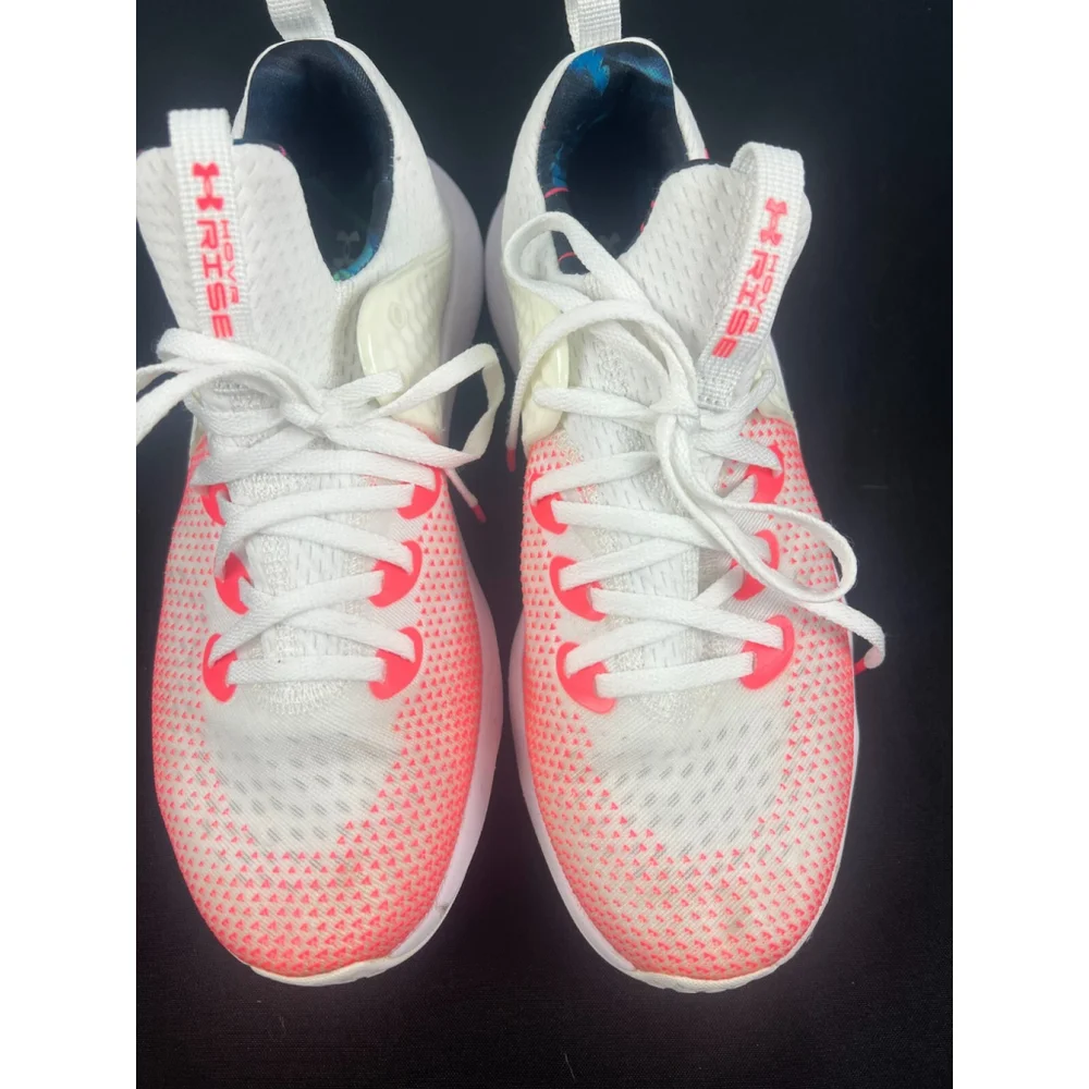 Women's Under Armour HOVR Rise Lace Up Training Shoes Size 9.5 Peach White EUC